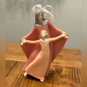 2004 Hallmark An Angels Touch Keepsake Ornament QXG5634 Original Box